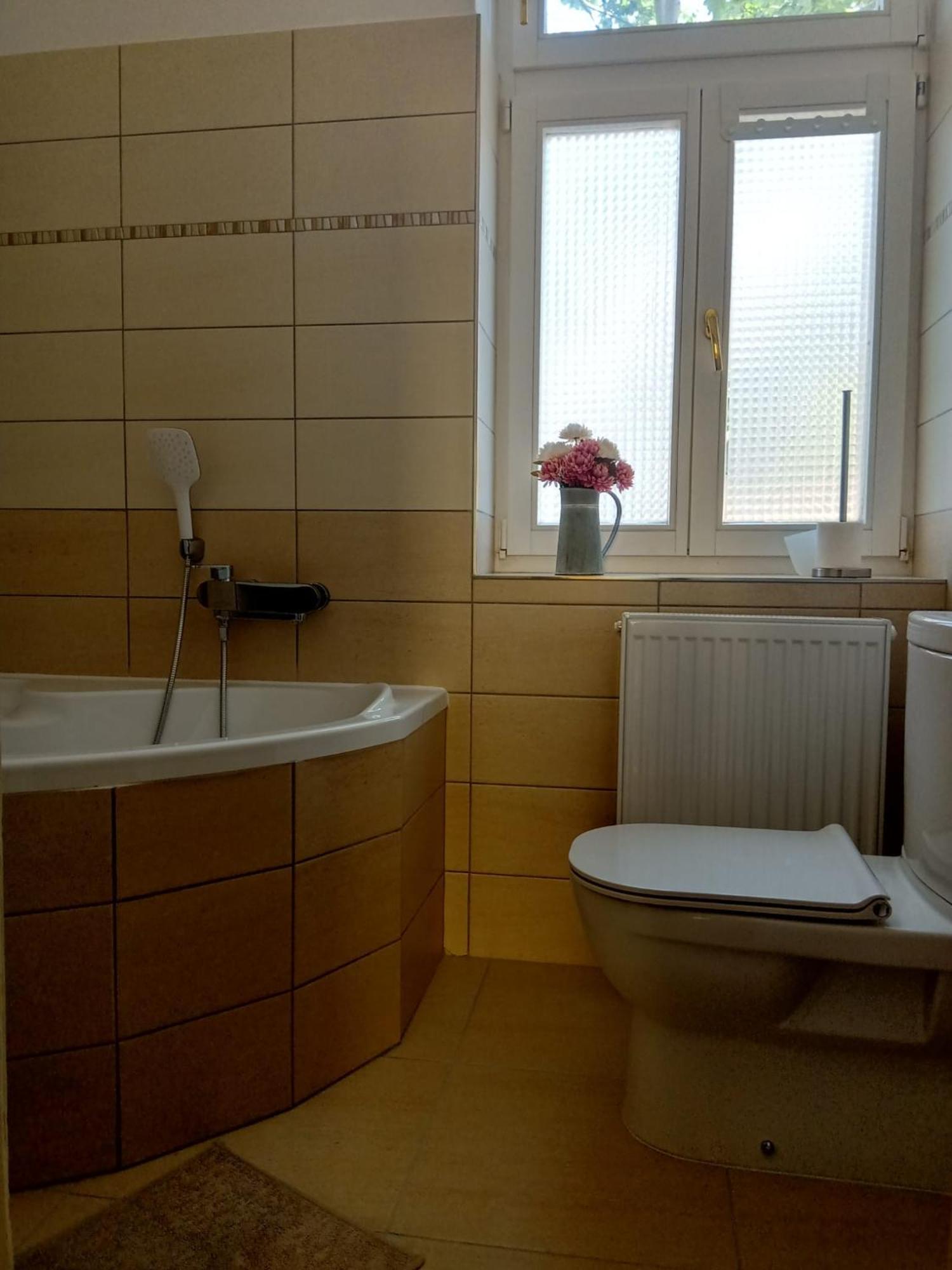 Historic Villa Apartments Praag Buitenkant foto